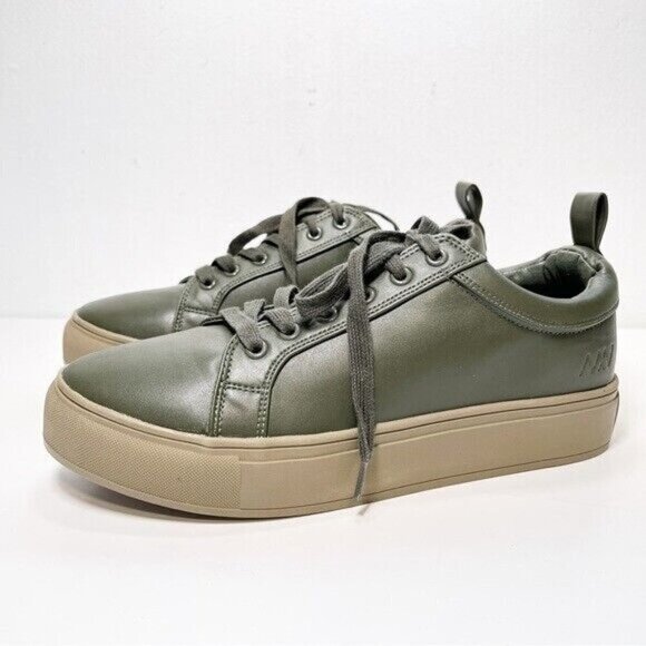 MATT & Nat BNWT Women green "Bonaventure" vegan lace up sneakers NEW